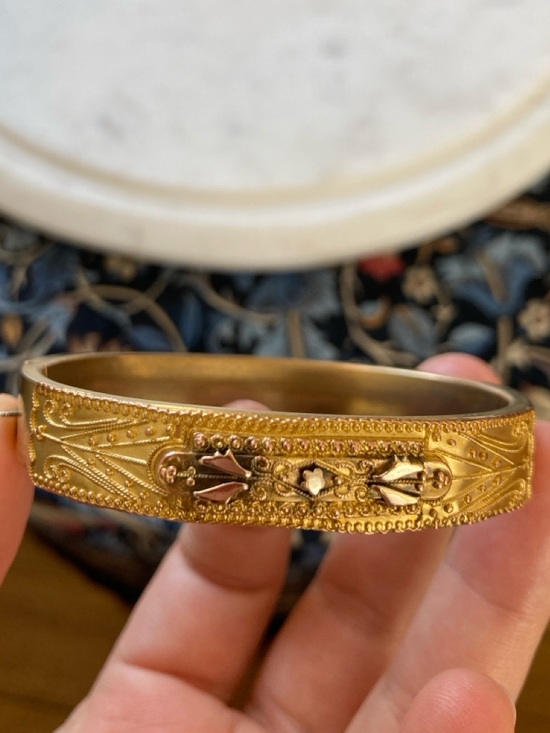 Antique Jewelry - Antique Victorian Ornate Hinged Bangle Bracelet